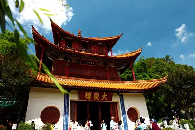 1 Day Kunming Private Tour to Dragon Gate of West Hill and Grand View Pavilion