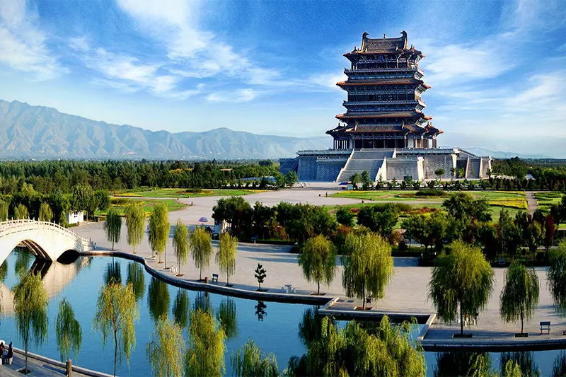 Guanque Tower in Yuncheng