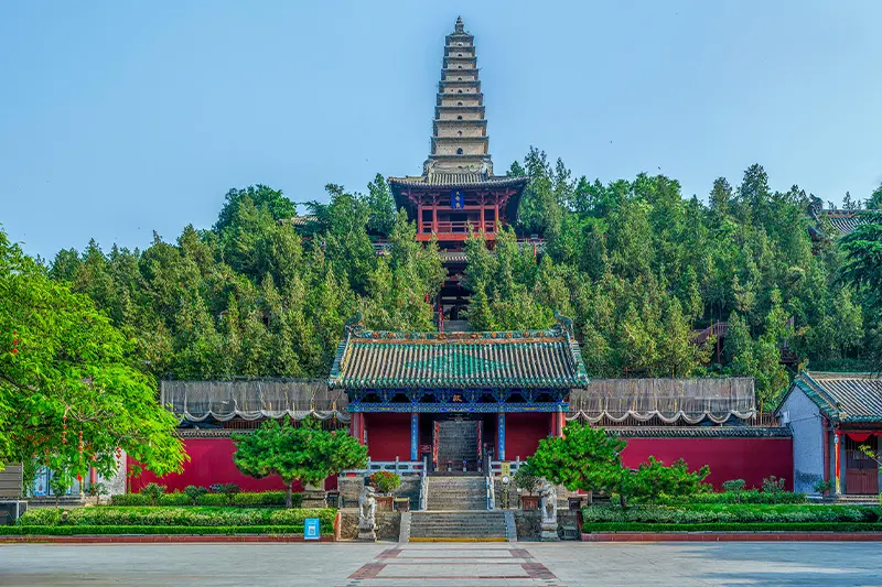 Pujiu Temple: A Millennium-Old Sanctuary of Love