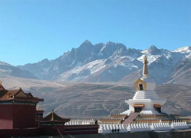 Garzi White Pagoda Park